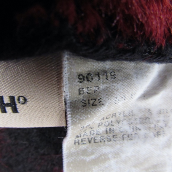 Woolrich Blanket Throw Red Black Bear Lodge Fleece Faux Fur 68 x 52 Reversible - Picture 10 of 12